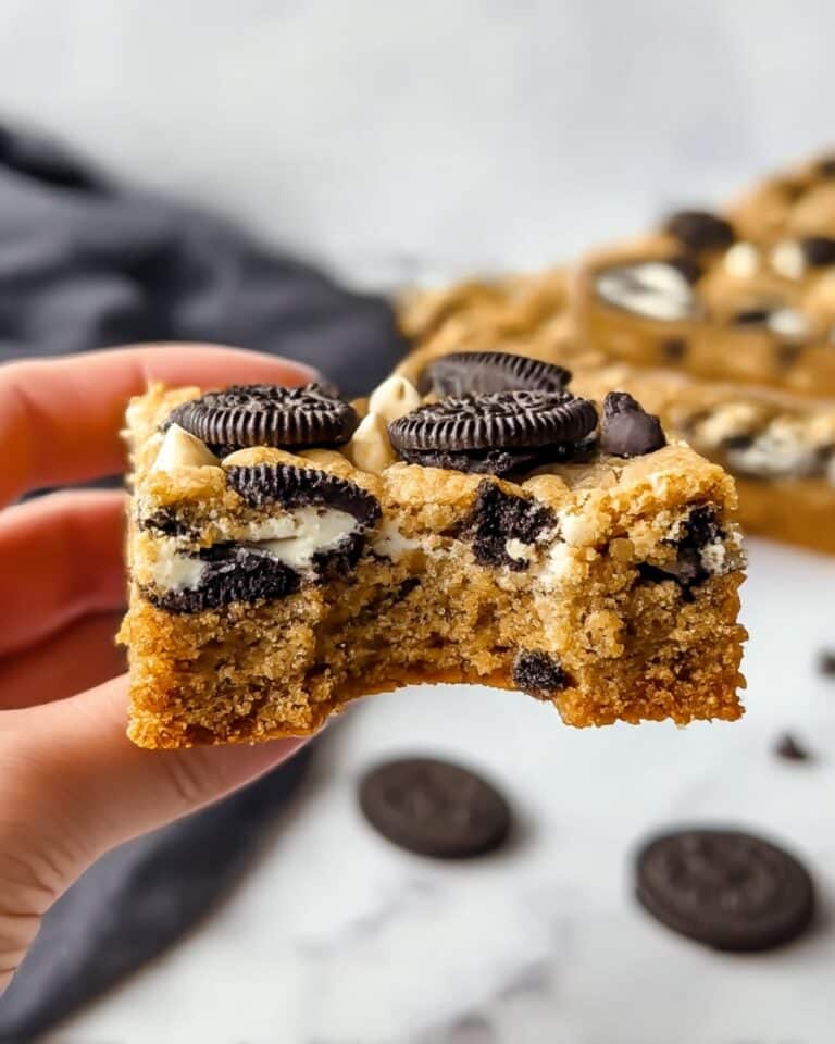 Chewy Oreo Blondies With White Chocolate Recipe